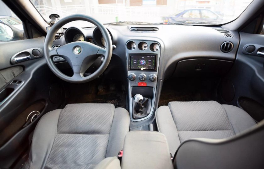 Alfa Romeo 156 салон