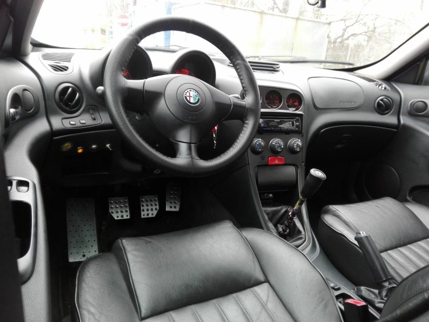 Альфа Ромео 156 универсал салон