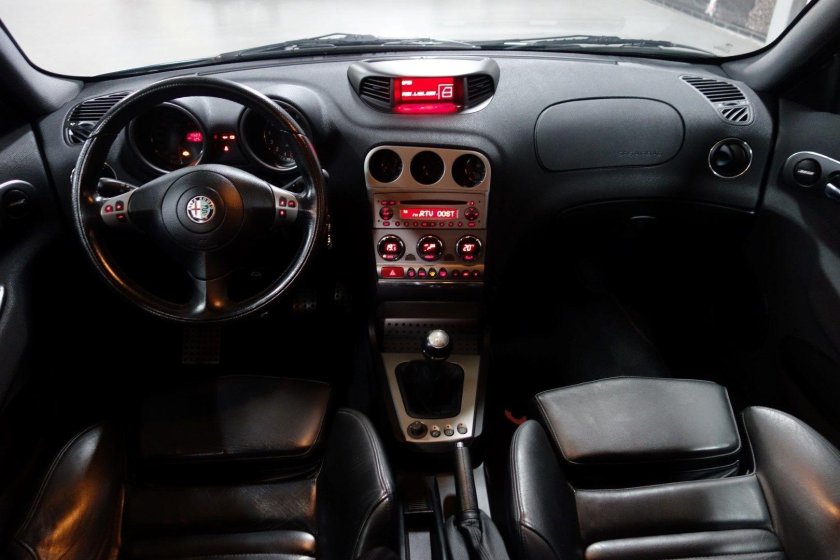 Alfa Romeo 156 салон
