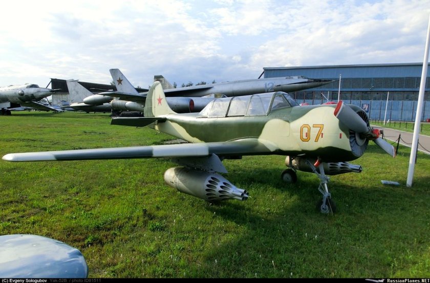 Як-52б Штурмовик