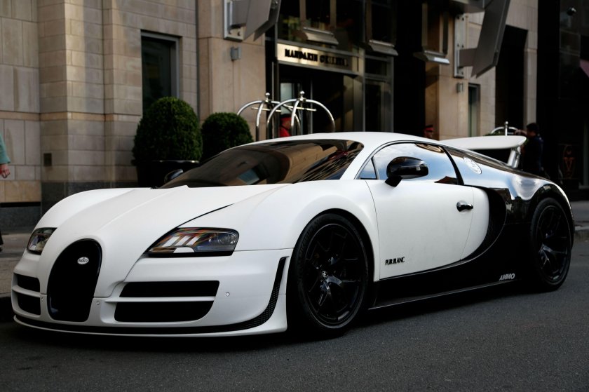 Bugatti Veyron 16.4 super Sport Black