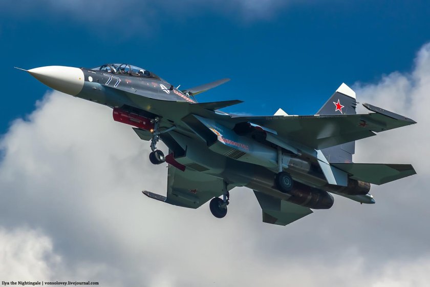 Су-75 истребитель