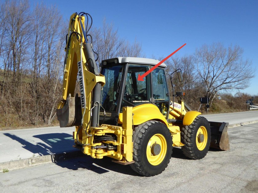 New Holland b115-4ps