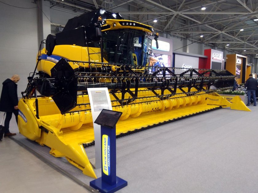 Зерноуборочный комбайн нью холланд