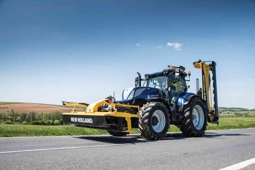 Трактор new holland
