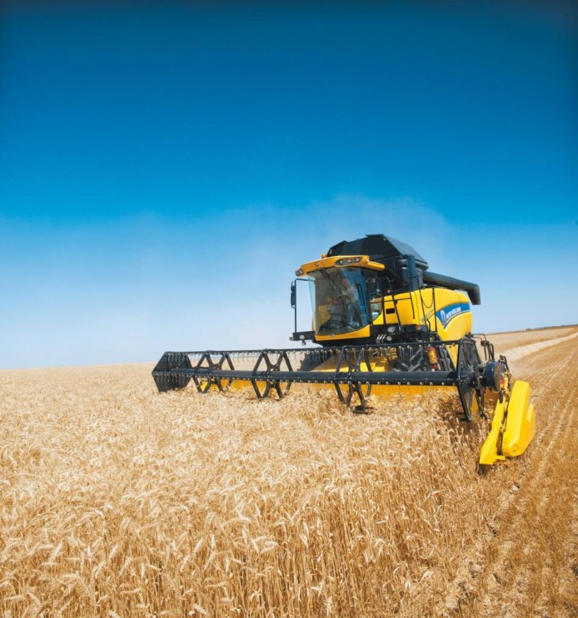 Комбайн New Holland cx6090