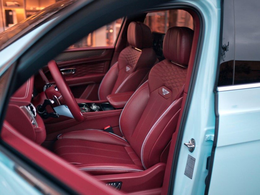 Бентли бентайга