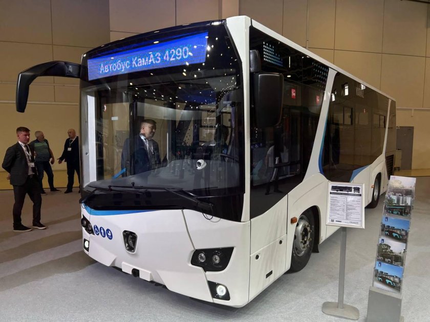 КАМАЗ-4290 автобус
