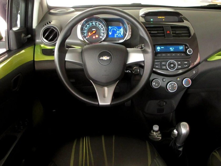 Шевроле Спарк м300 салон