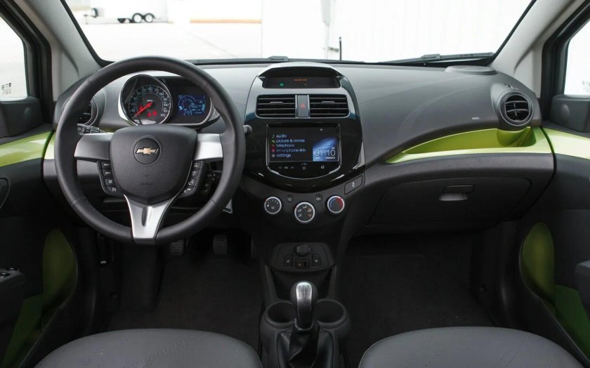 Chevrolet Spark 2013 салон