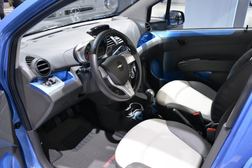 Spark 2021 Chevrolet Salon