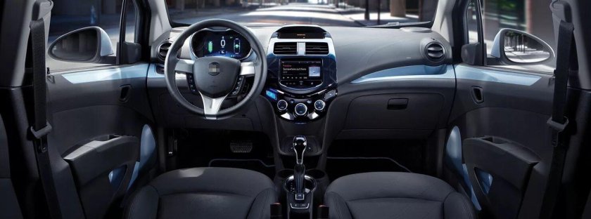 Chevrolet Spark m400 салон