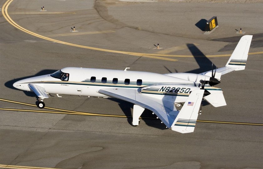 Beechcraft Starship 2000