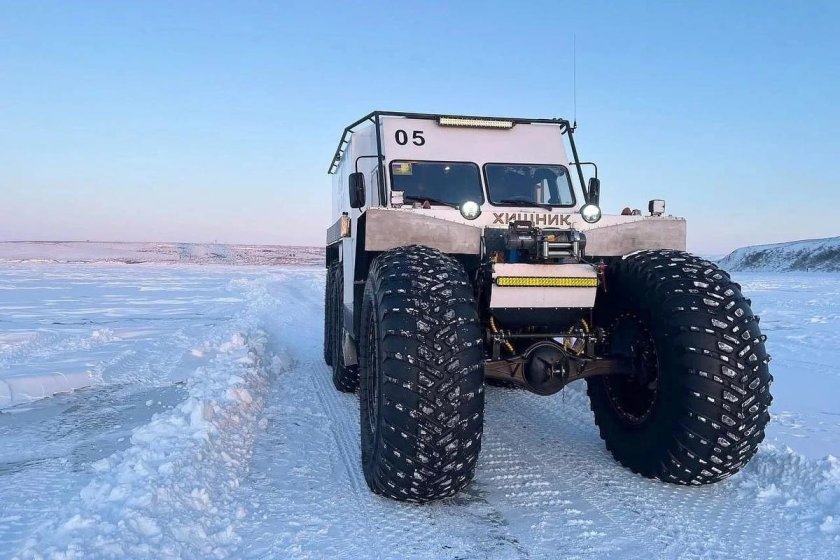 Снегоболотоход хищник