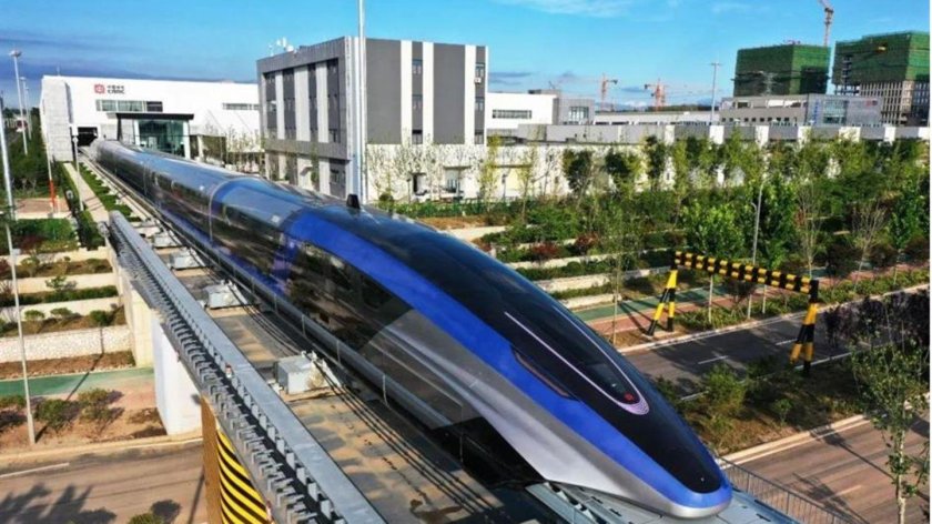 Поезд Маглев в Шанхае