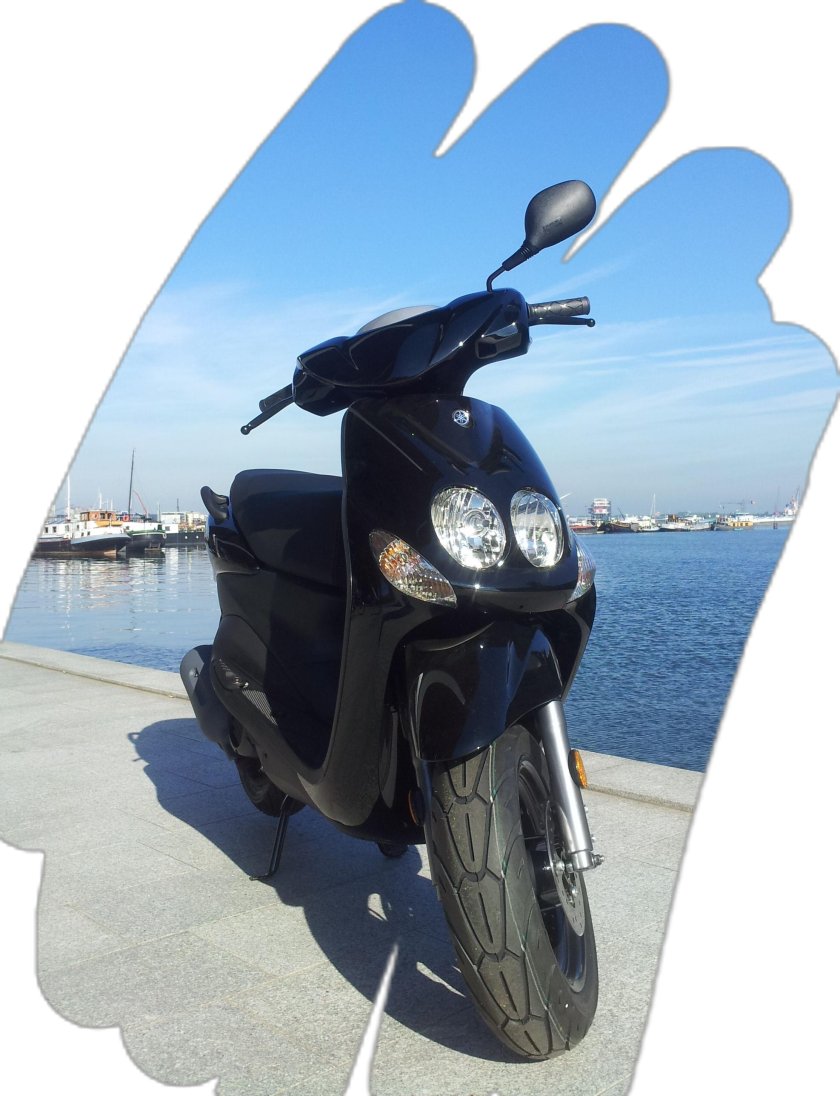 Yamaha scooter