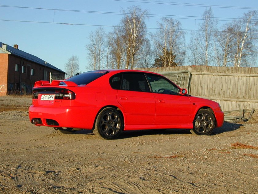 Subaru Legacy b4
