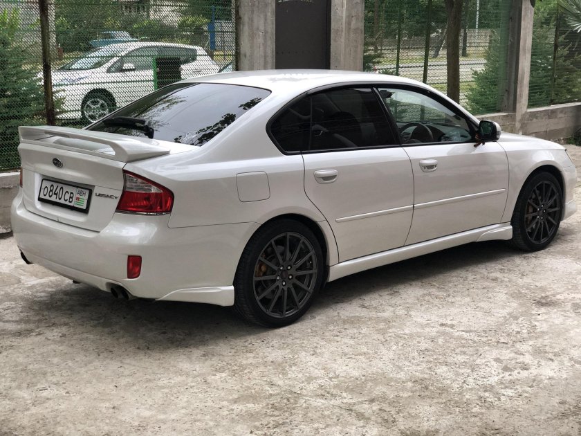 Subaru Legacy b4 bl5