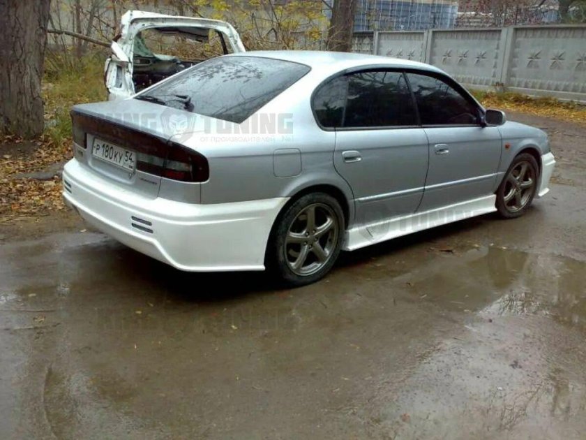 Subaru Legacy b4
