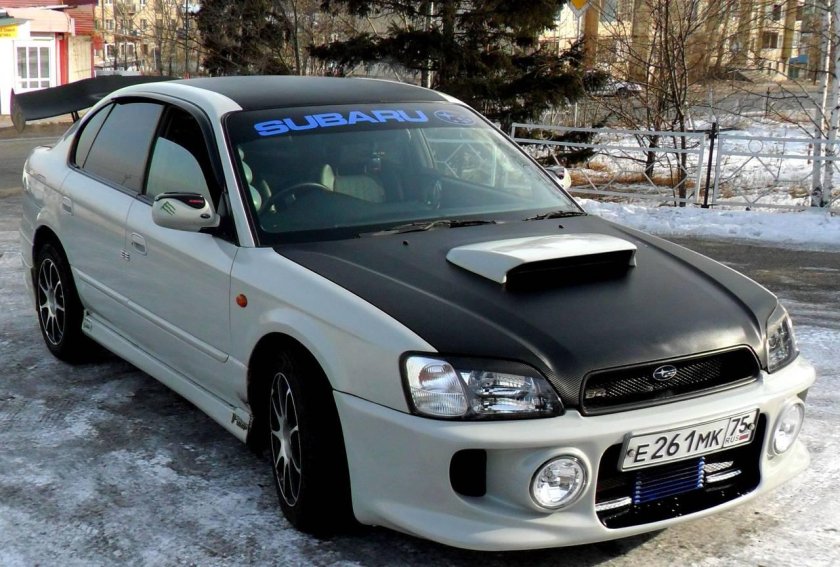 Subaru Legacy b4
