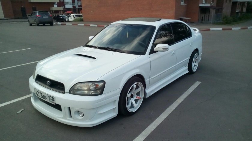 Subaru Legacy BH b4