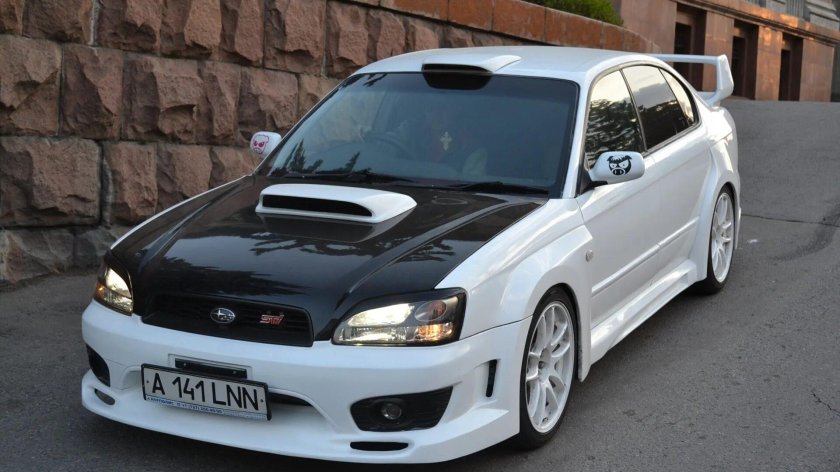 Subaru Legacy b4