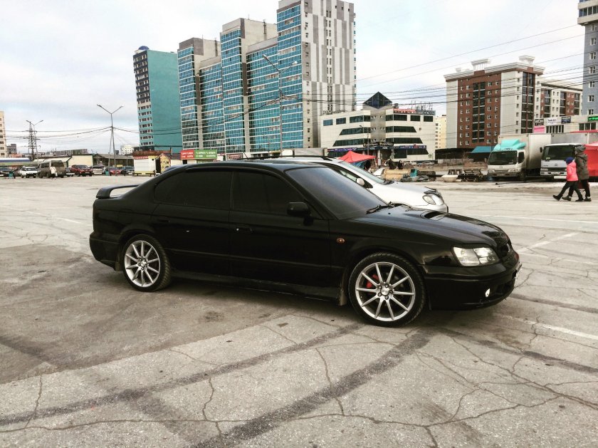 Субару б4 2002