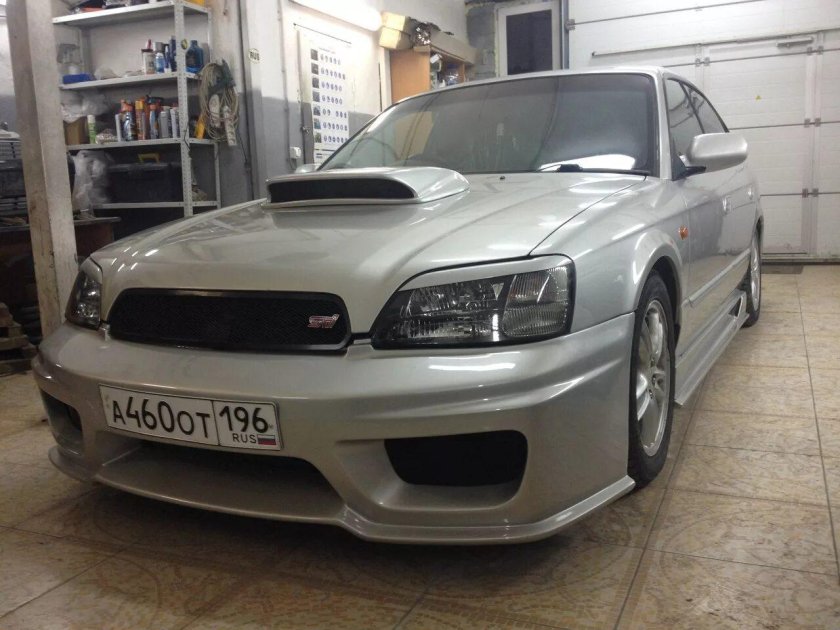 Subaru Legacy b4