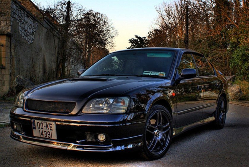 Субару Legacy b4