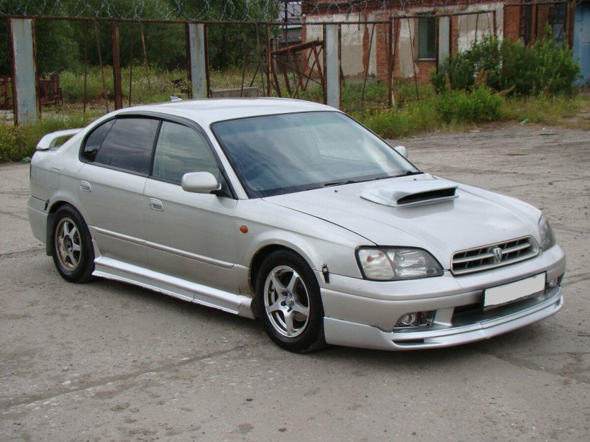 Subaru Legacy 2000