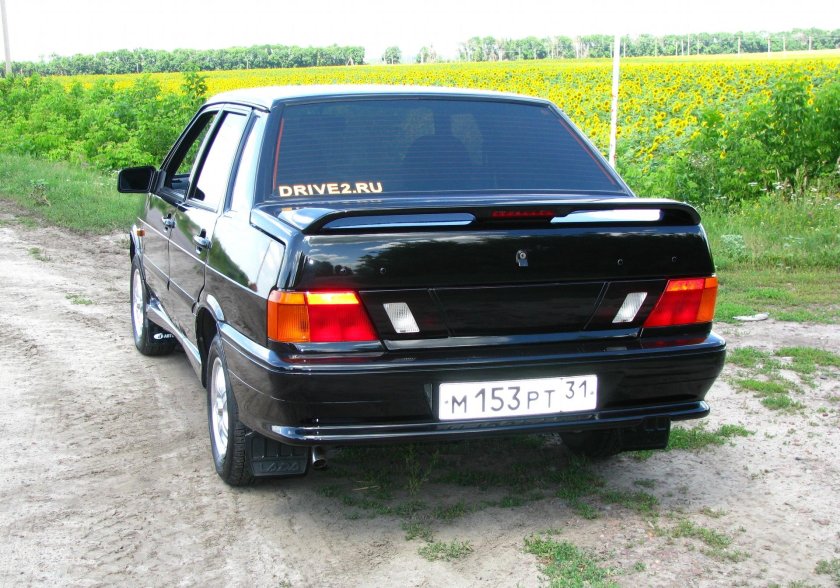 Лада 2115 зад