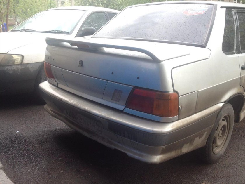 Lada 2115 зад ее