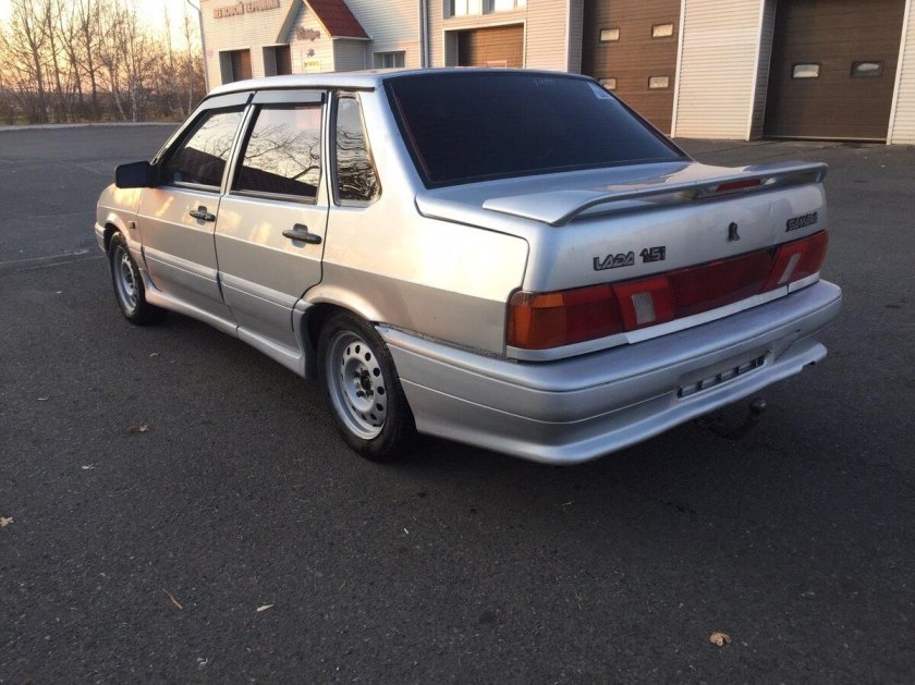 ВАЗ 2115 серебристая