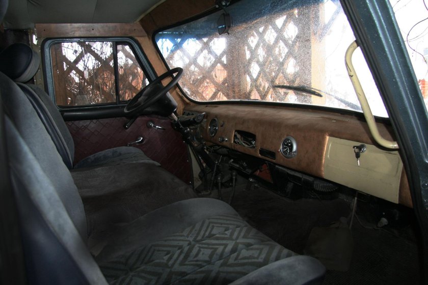 УАЗ 452 кабина