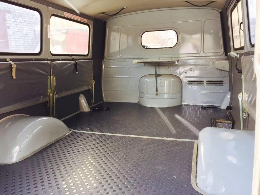 УАЗ-2206 санитарный салон