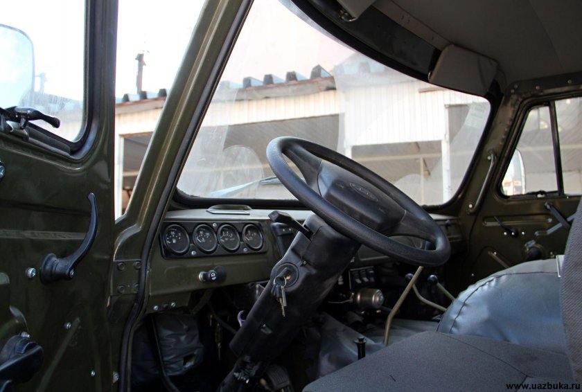 УАЗ-2206 санитарный салон