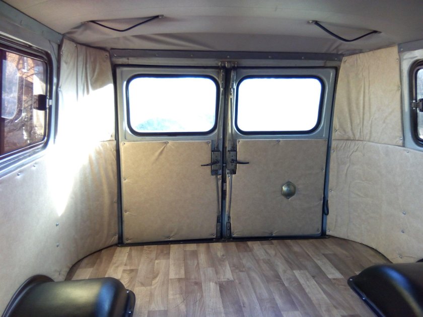 УАЗ-2206 санитарный салон
