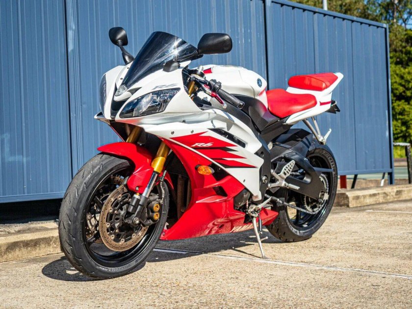 Yamaha YZF-r6