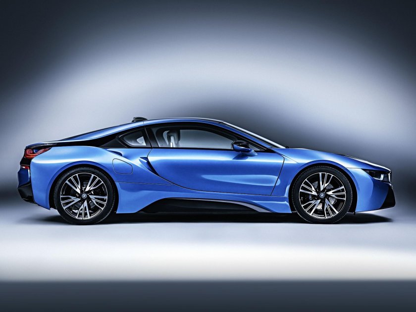 BMW i8