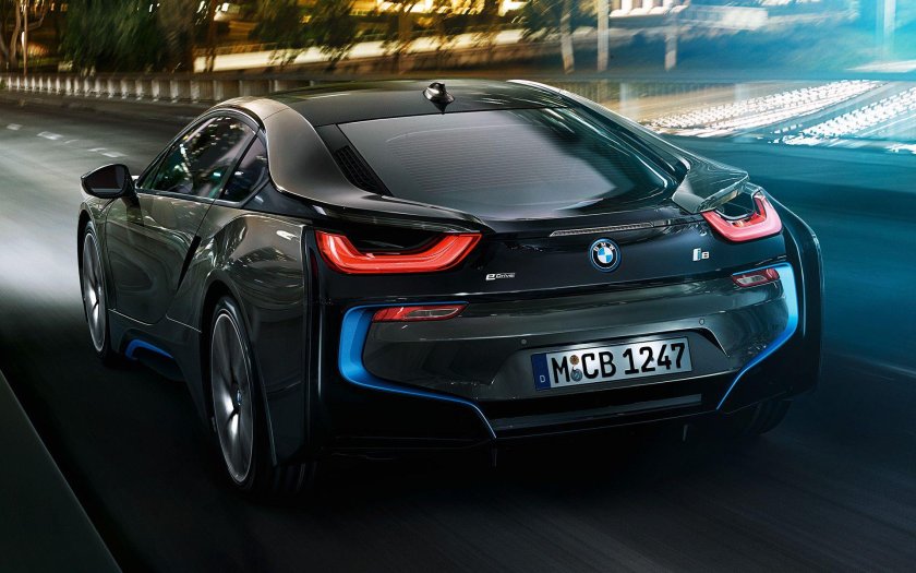 BMW i8 Coupe 2018 sportscar