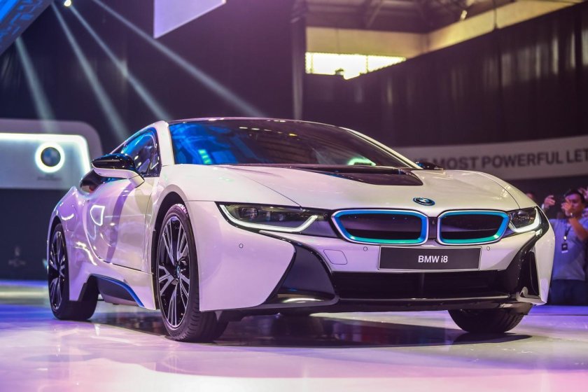 BMW i8