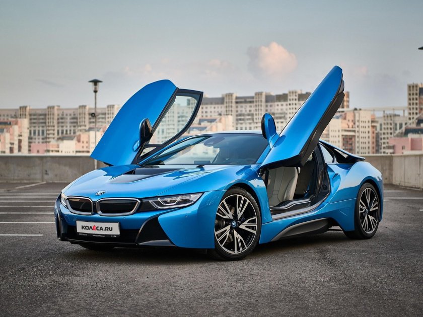 BMW i8 2022