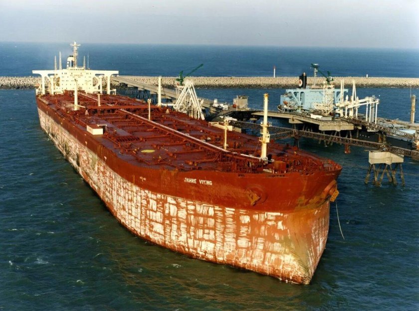 Самый большой корабль Knock Nevis