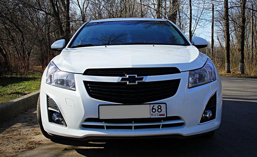 Противотуманки Шевроле Круз 2012