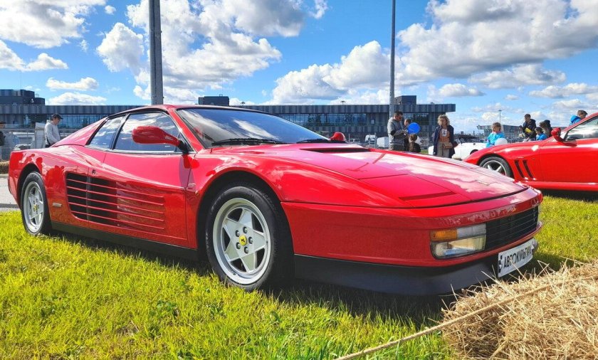 Ferrari Testarossa 1984