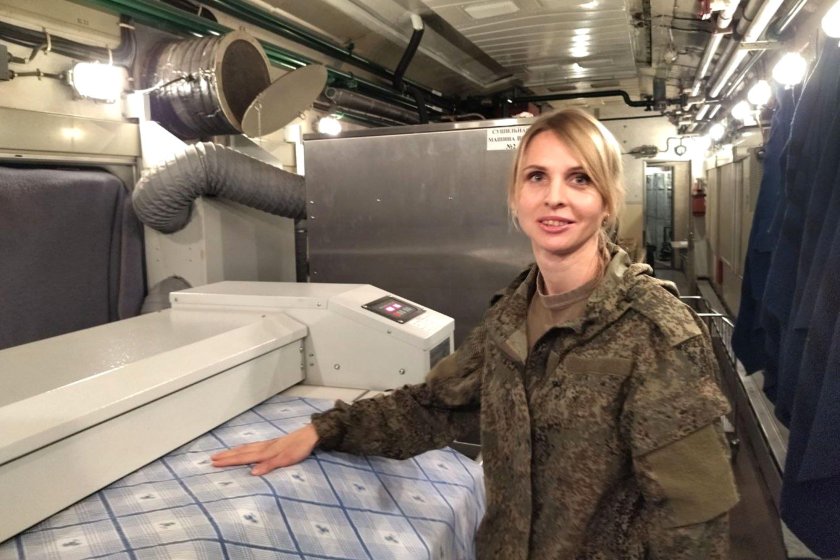 Банно-Прачечный поезд военный