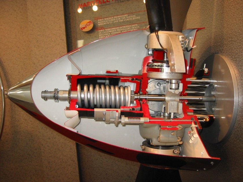 DLE 50 бензиновый авиамодельный двигатель