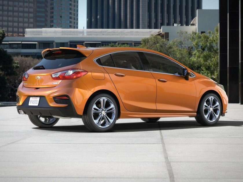 Chevrolet Cruze 2017 хэтчбек
