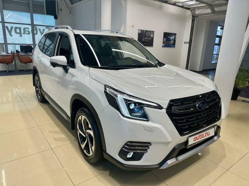 Субару форестер 2023