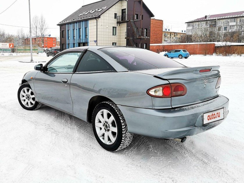 Тойота кавалер 2000